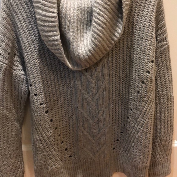 Banana Republic cable knit sweater - Picture 4 of 4